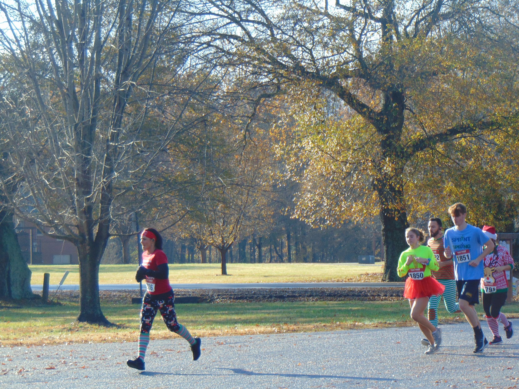 Jingle Run 5K (35).JPG